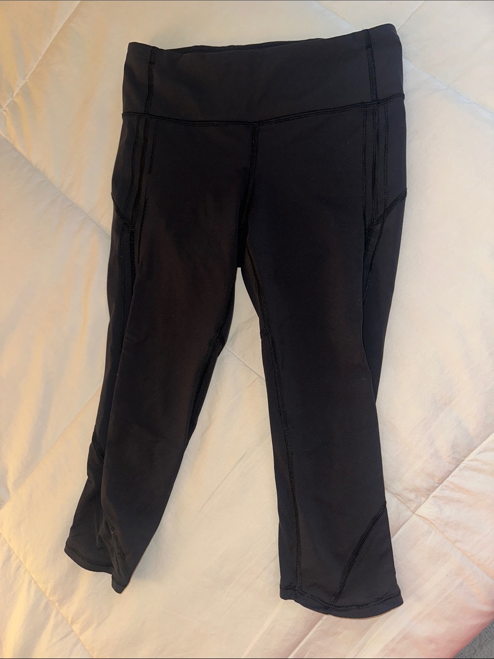 Lululemon Black Active Capri Leggings